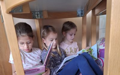 23. april, svetovni dan knjige in 3. bralna urica v projektu Šola bere